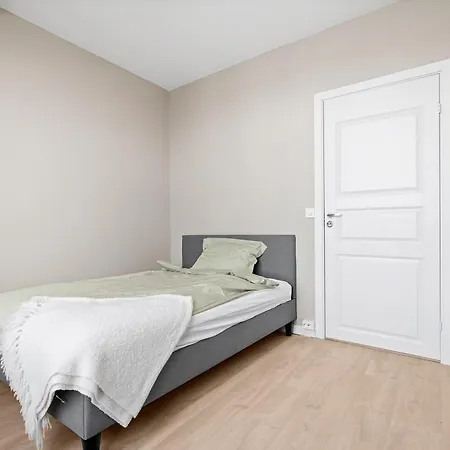 Sentral Og Moderne 4br I - P Apartament