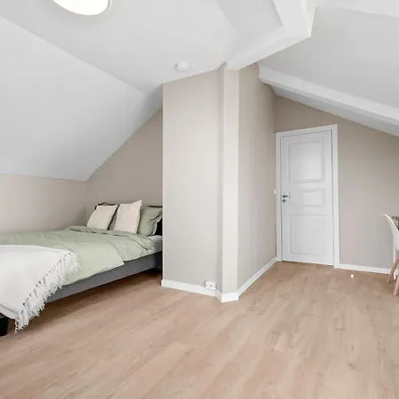 شقة Sentral Og Moderne 4br I - P *