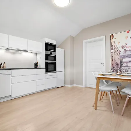 Apartament Sentral Og Moderne 4br I - P